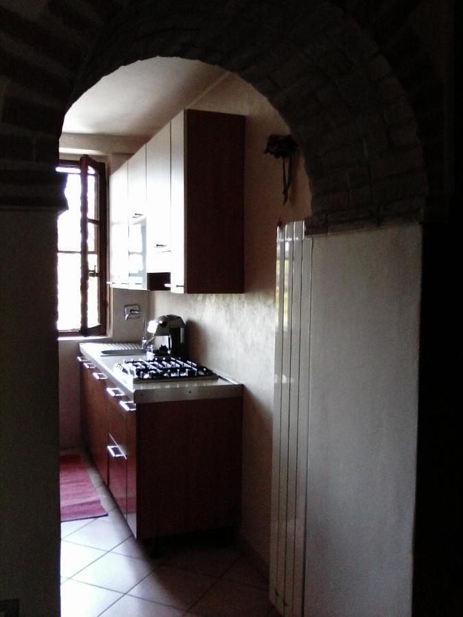 Appartamento In Collina "La Perla" Riparbella Buitenkant foto